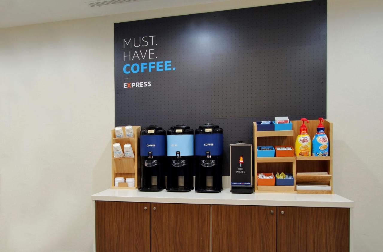 北默特尔比奇-利特尔里弗智选假日酒店 外观 照片